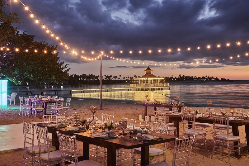 GEB EVENTS BEACHDINNER ROMANA 008