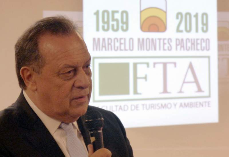 escuela turismo
