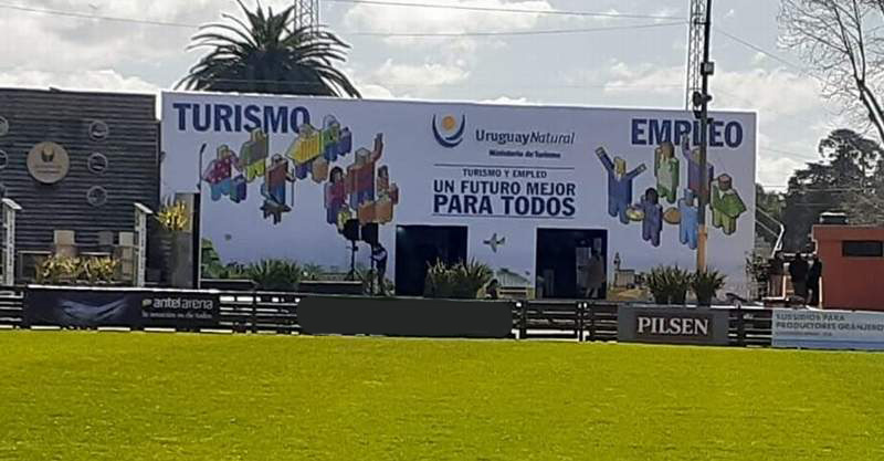 expo uruguay 01