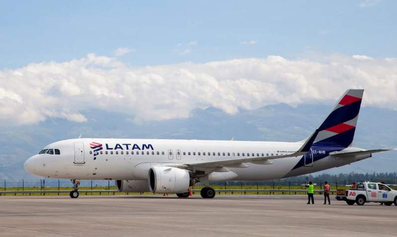 latam avion