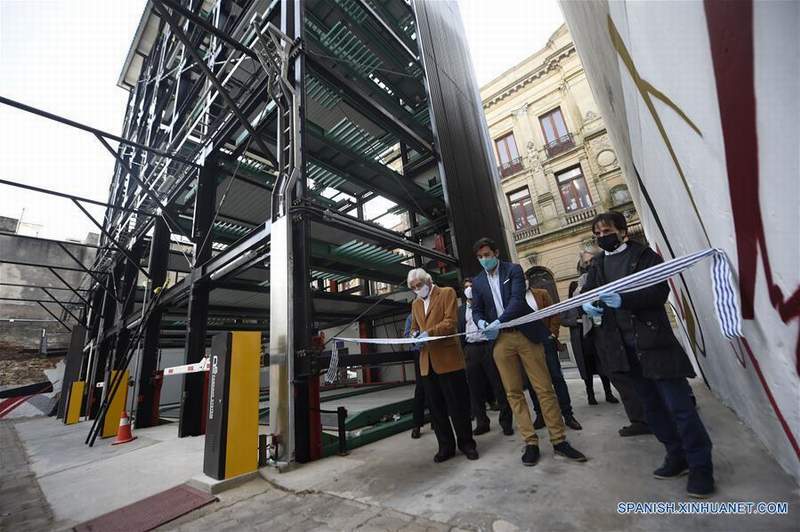 gales estacionamiento 02