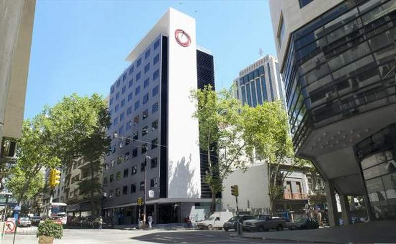 ORPHEO EXTERIOR 01