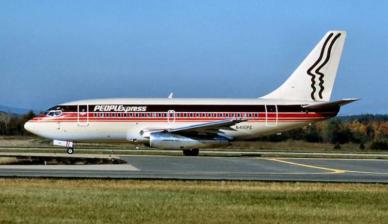 peopleexpress boeing 737