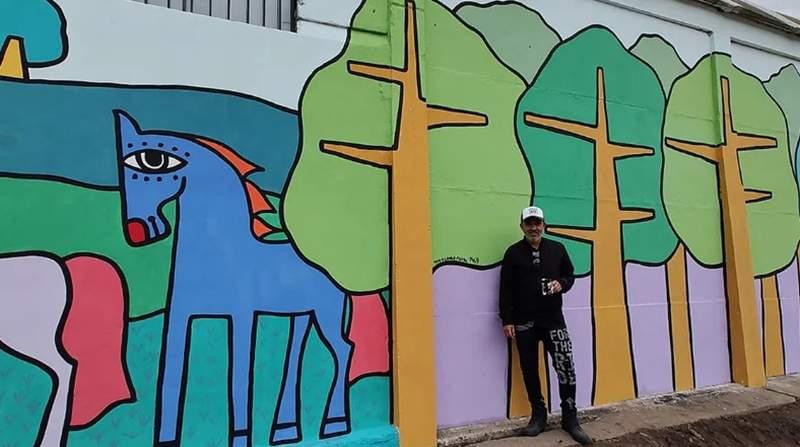 lange mural