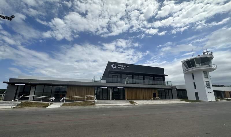 AEROPUERTO RIVERA