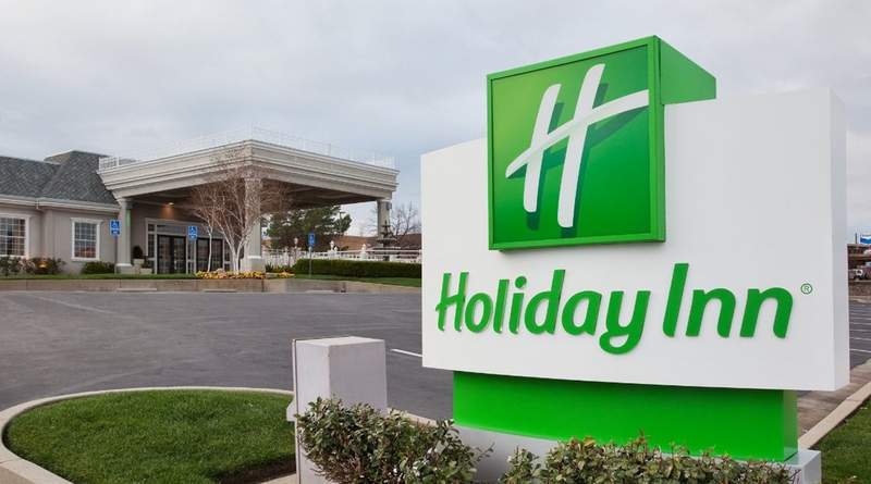 Holiday Inn1