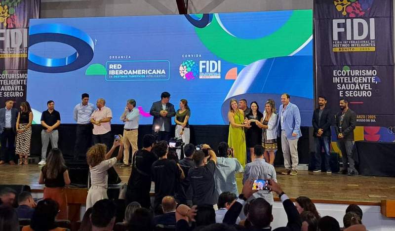 premios montevideo 02