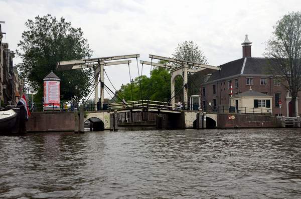 ams_bote_7
