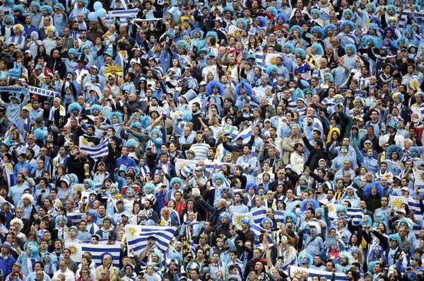 hinchas_uruguayos