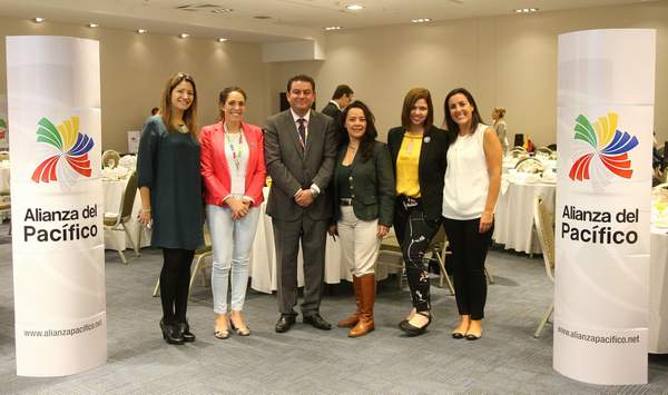 Alianza_Pacifico_Santiago_2015_17_