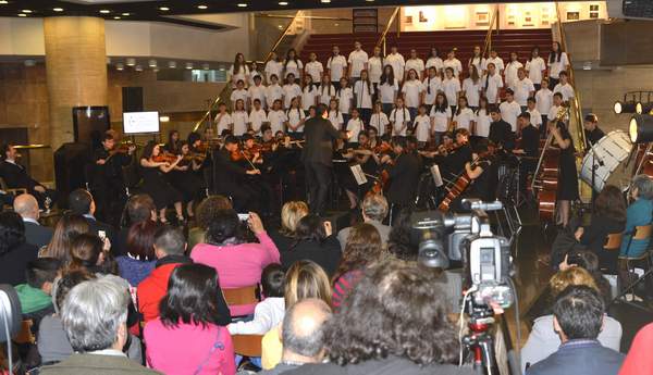 sodre_coro_ninos