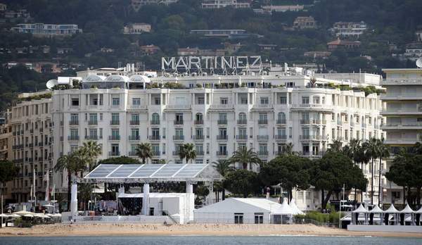 Hotel_Martinez