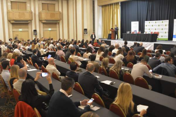 ahru_congreso_pasaportenews_1
