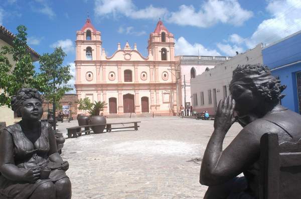 Cuba_Plaza_del_Carmen_0257