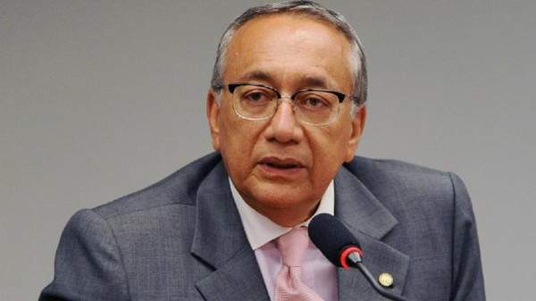 Gastao_Vieira_ministro_de_Turismo