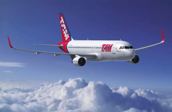 LATAM_Airbus_A320_Sharklet_tam