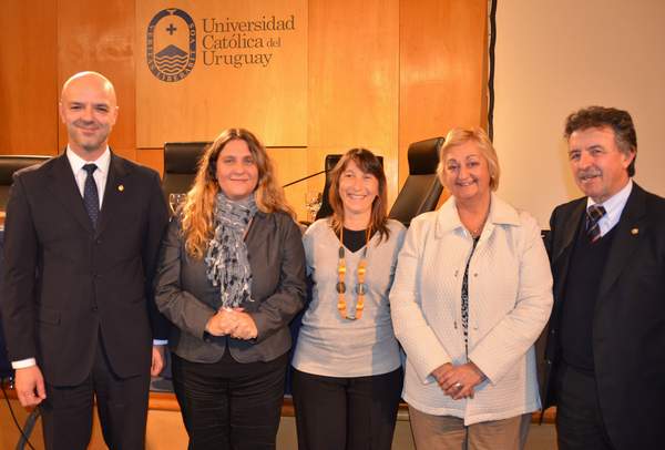 LK_AC_univ_catolica__rectora