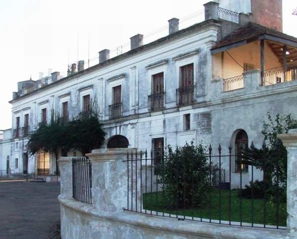 SM_GHBH_castillo_maua_ext_baja
