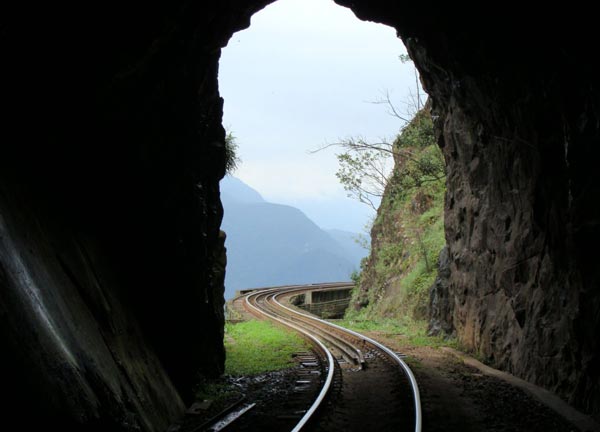 viaduto-carvallo-dentro-del-tunel
