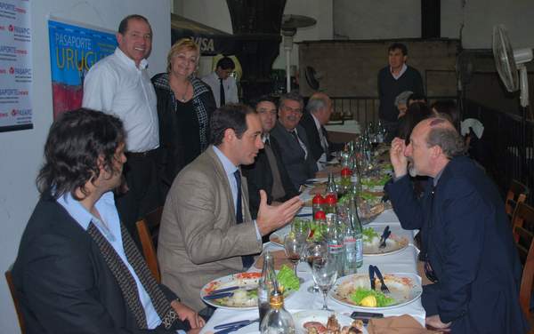 almuerzo_PASAPORTE_2012