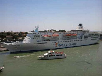 happy_cruises