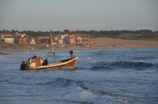 punta_del_diablo_pescadores_01