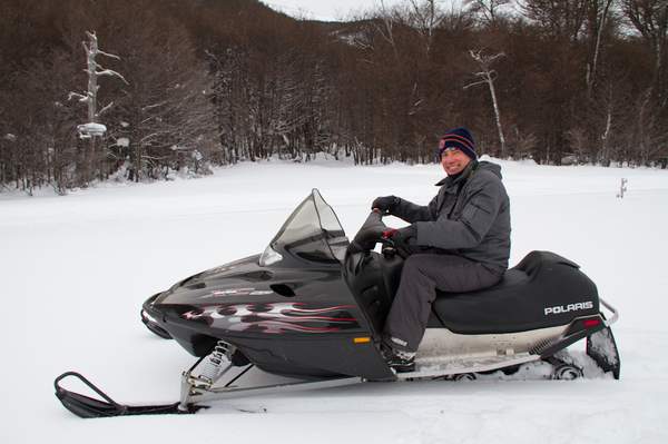ushuaia_tierra_mayor_snow_mobile